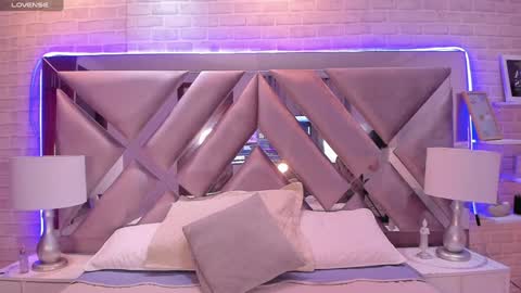 Harper online show from December 7, 8:38 pm