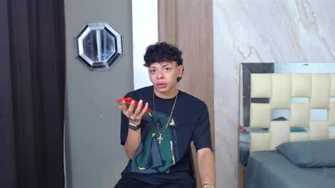 Snapshot of harry_jhonsonn chatting on March 10, 11:10 pm Harry online show from March 10, 11:10 pm