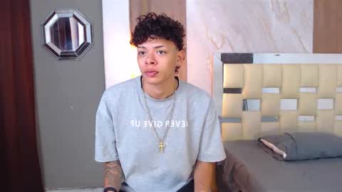 Snapshot of harry_jhonsonn chatting on March 13, 10:38 pm Harry online show from March 13, 10:38 pm