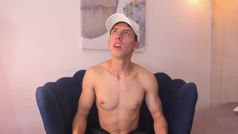   H  K   online show from September 21, 5:36 pm