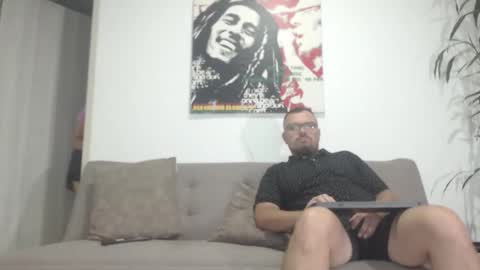 Snapshot of harrycum4you chatting on May 5, 2:52 am hannaandharri online show from May 5, 2:52 am