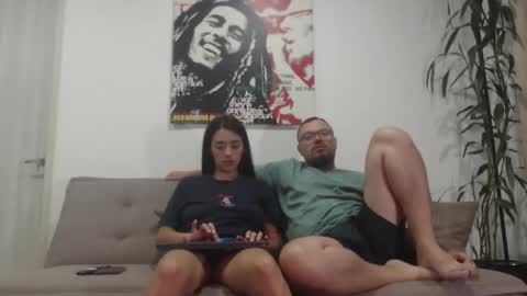 Snapshot of harrycum4you chatting on May 13, 2:42 am hannaandharri online show from May 13, 2:42 am