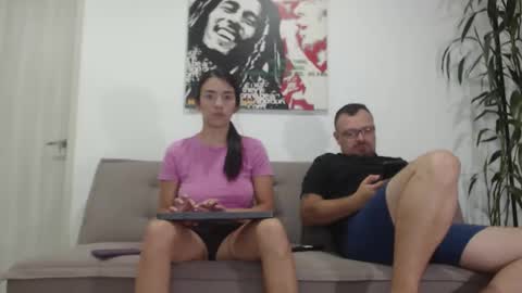 Snapshot of harrycum4you chatting on May 15, 2:51 am hannaandharri online show from May 15, 2:51 am