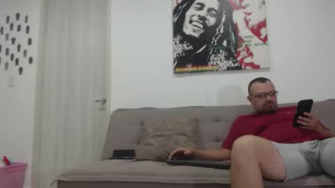 Snapshot of harrycum4you chatting on June 5, 3:35 am hannaandharri online show from June 5, 3:35 am