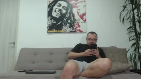 Snapshot of harrycum4you chatting on June 29, 2:29 am hannaandharri online show from June 29, 2:29 am
