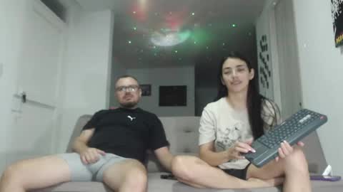 Snapshot of harrycum4you chatting on July 6, 2:08 am hannaandharri online show from July 6, 2:08 am