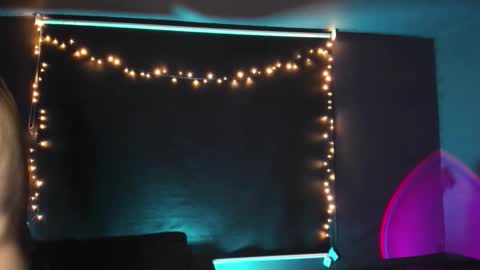  ... online show from September 30, 4:39 am