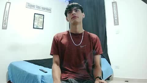 Snapshot of harrythomson1 chatting on May 23, 9:13 am harry thomson online show from May 23, 9:13 am