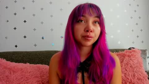 Sophia Blossom online show from August 4, 7:05 pm