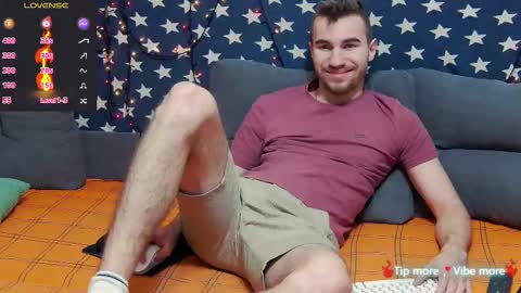 Snapshot of harvey_ren chatting on February 22, 9:26 pm Harvey online show from February 22, 9:26 pm