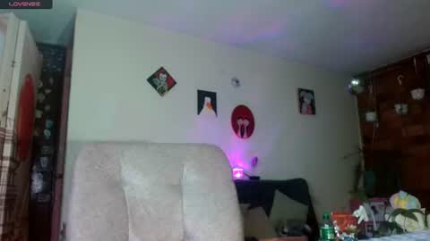 Snapshot of harypeath_ chatting on July 21, 5:32 am Im Emily and I could be the love of your life online show from July 21, 5:32 am