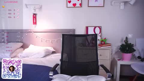 Mary online show from March 8, 5:44 am