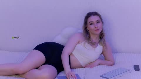 Anna online show from March 13, 7:53 pm