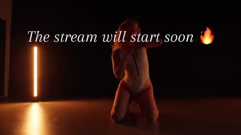 Anna online show from June 19, 11:58 am