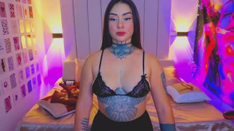 Alicia online show from May 18, 3:02 am