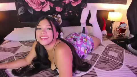 hatsajones online show from January 15, 4:17 am