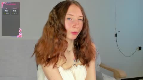 Lola online show from November 17, 8:09 am