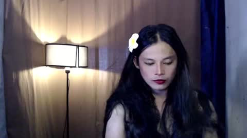 LALA A online show from October 12, 2:43 am