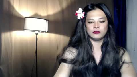 LALA A online show from October 12, 5:56 pm