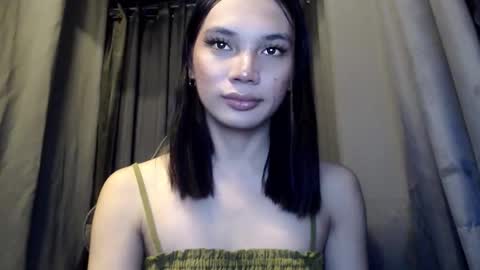 LALA A online show from November 17, 4:51 am