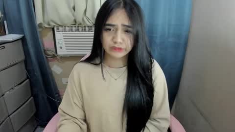 Snapshot of hawadiha chatting on March 23, 10:14 pm LIX online show from March 23, 10:14 pm