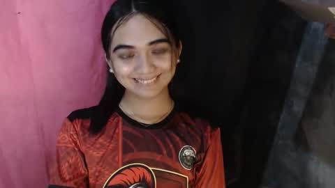 Snapshot of hawadiha chatting on April 8, 9:59 pm LIX online show from April 8, 9:59 pm