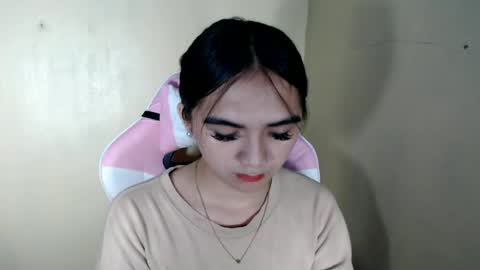 Snapshot of hawadiha chatting on June 7, 10:57 pm LIX online show from June 7, 10:57 pm