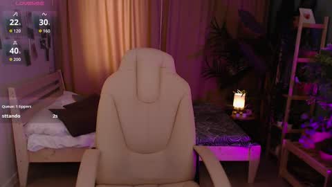 Mia online show from March 3, 7:47 am