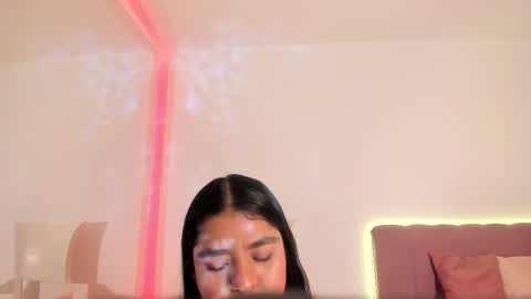 Hayami  online show from December 22, 12:35 pm