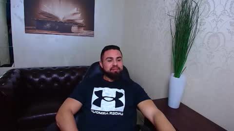 HayesWood online show from February 2, 6:23 am