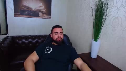 HayesWood online show from February 3, 6:22 am