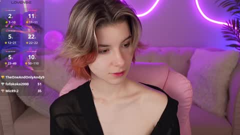 haylaamber online show from December 2, 11:18 pm