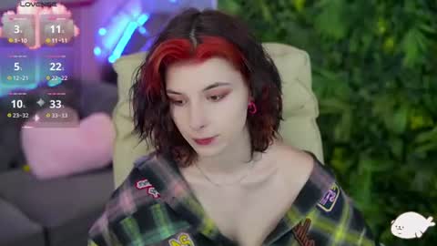 haylaamber online show from June 9, 1:12 pm
