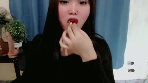 haylee online show from January 2, 5:46 am