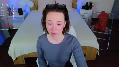 Hayle online show from March 8, 8:33 am