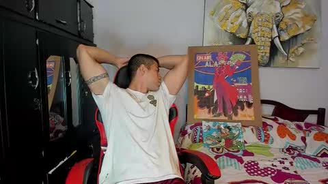 Snapshot of hazbinstudio chatting on October 14, 3:24 pm hazbinstudio online show from October 14, 3:24 pm