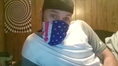 hazel198812 online show from December 18, 5:30 pm