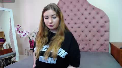 Snapshot of hazel_agata chatting on May 25, 6:19 am Agata online show from May 25, 6:19 am