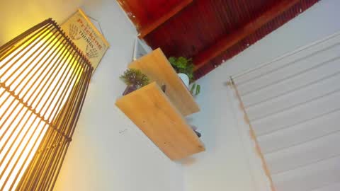 Im Hazel online show from December 31, 12:04 pm