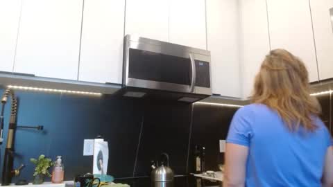 Hazel online show from June 4, 2:12 pm
