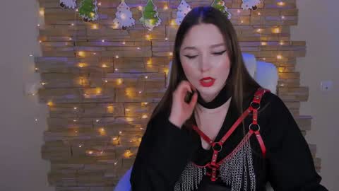 Hazel online show from December 18, 7:19 pm