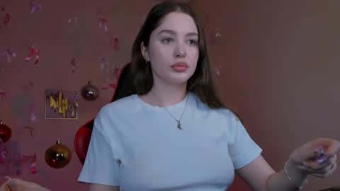 Hazel online show from December 15, 12:09 pm