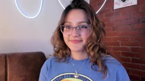Snapshot of hazelbrownn23 chatting on February 3, 6:13 am Hazel Brown online show from February 3, 6:13 am