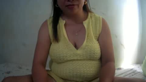 Snapshot of hazeldhane chatting on January 16, 5:32 am hazeldhane online show from January 16, 5:32 am