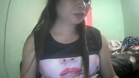 Snapshot of hazeldhane chatting on January 15, 12:26 am hazeldhane online show from January 15, 12:26 am