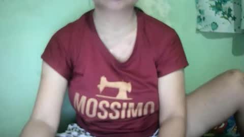 Snapshot of hazeldhane chatting on May 20, 9:21 pm hazeldhane online show from May 20, 9:21 pm
