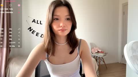 Snapshot of hazelhartshorn chatting on June 9, 1:45 pm Kira online show from June 9, 1:45 pm