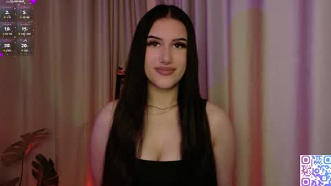 hazelhayess online show from April 16, 4:08 pm