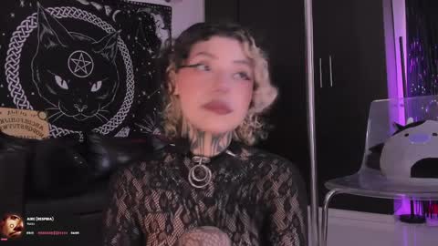 Hazell Witch online show from April 3, 2:26 pm