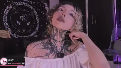Hazell Witch online show from June 15, 9:06 pm